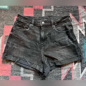 American Eagle Mom Short Black Stretch Size 4